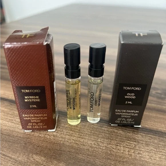 New Set Tom Ford Myrrhe Mystere and Oud Wood Fragrance Duo 2 ml - Picture 5 of 5